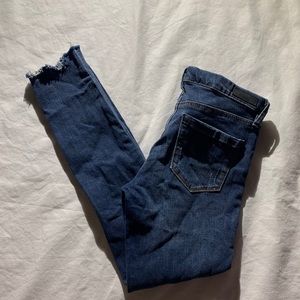 Blank NYC Size 26 Intro Destructive Jeans